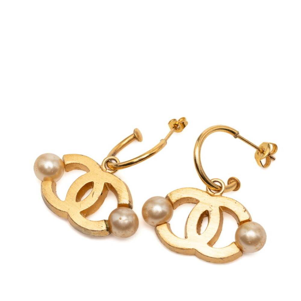 Chanel Cc Logo Earrings Metal Gold-Tone #261272C77B